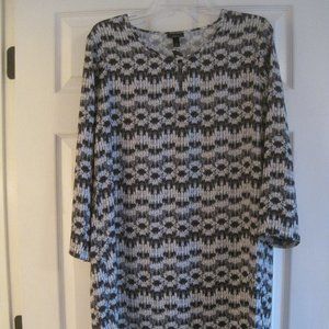 MOSSIMO BOHO BLACK AND IVORY WHITE SILKY DRESS L